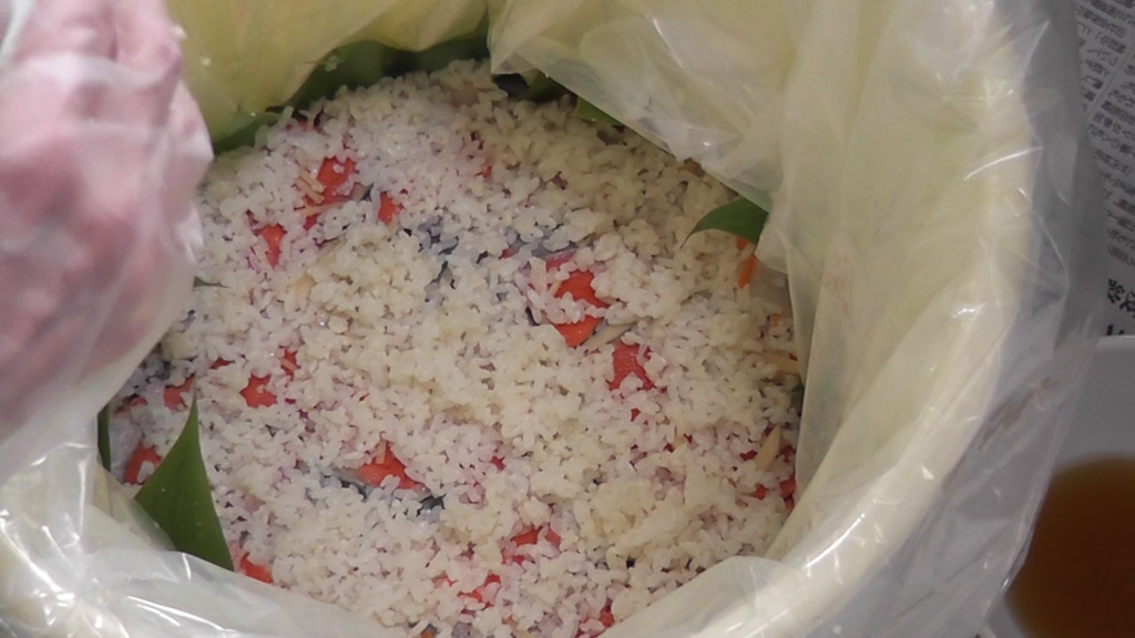 紅鮭 飯寿し 樽　麹と米